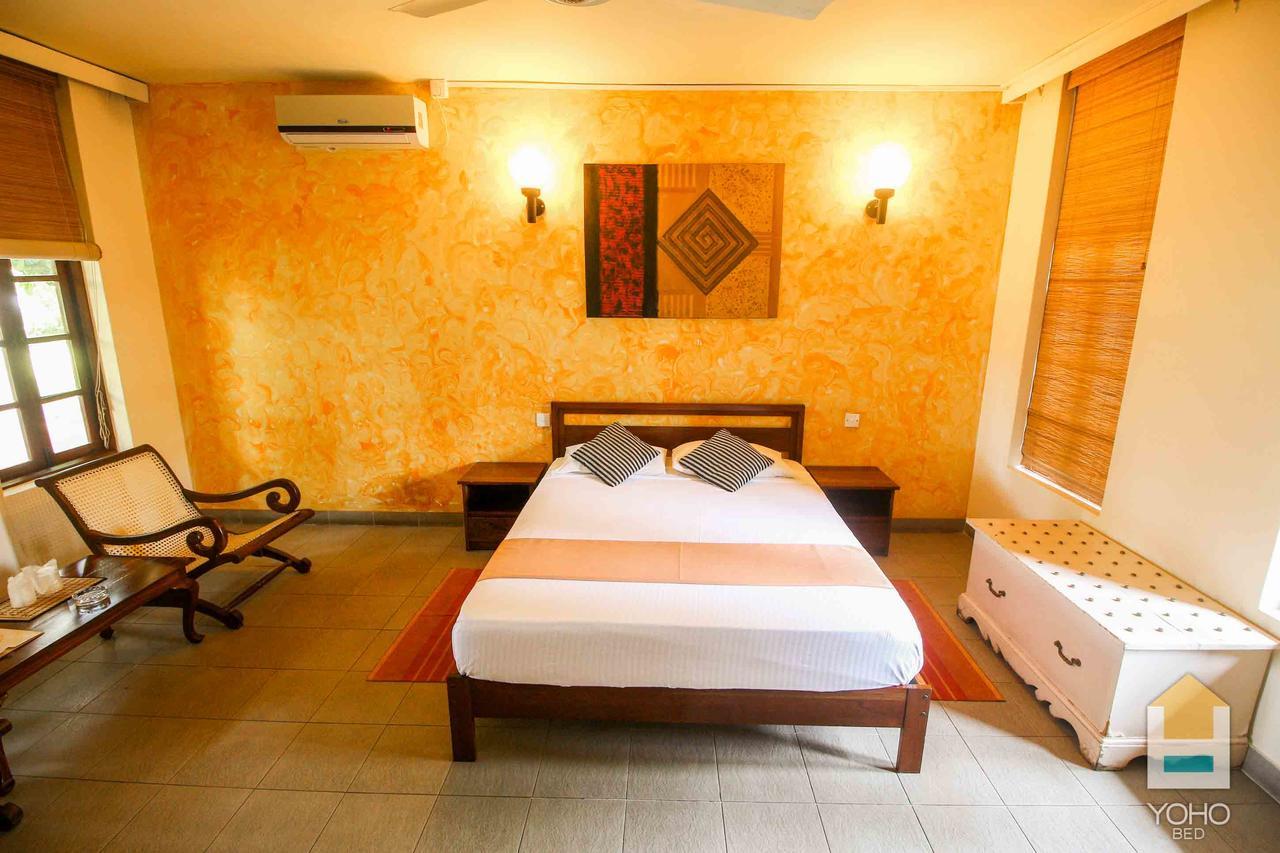 Yoho Rivi Ras Hotel Dehiwala-Mount Lavinia Eksteriør bilde