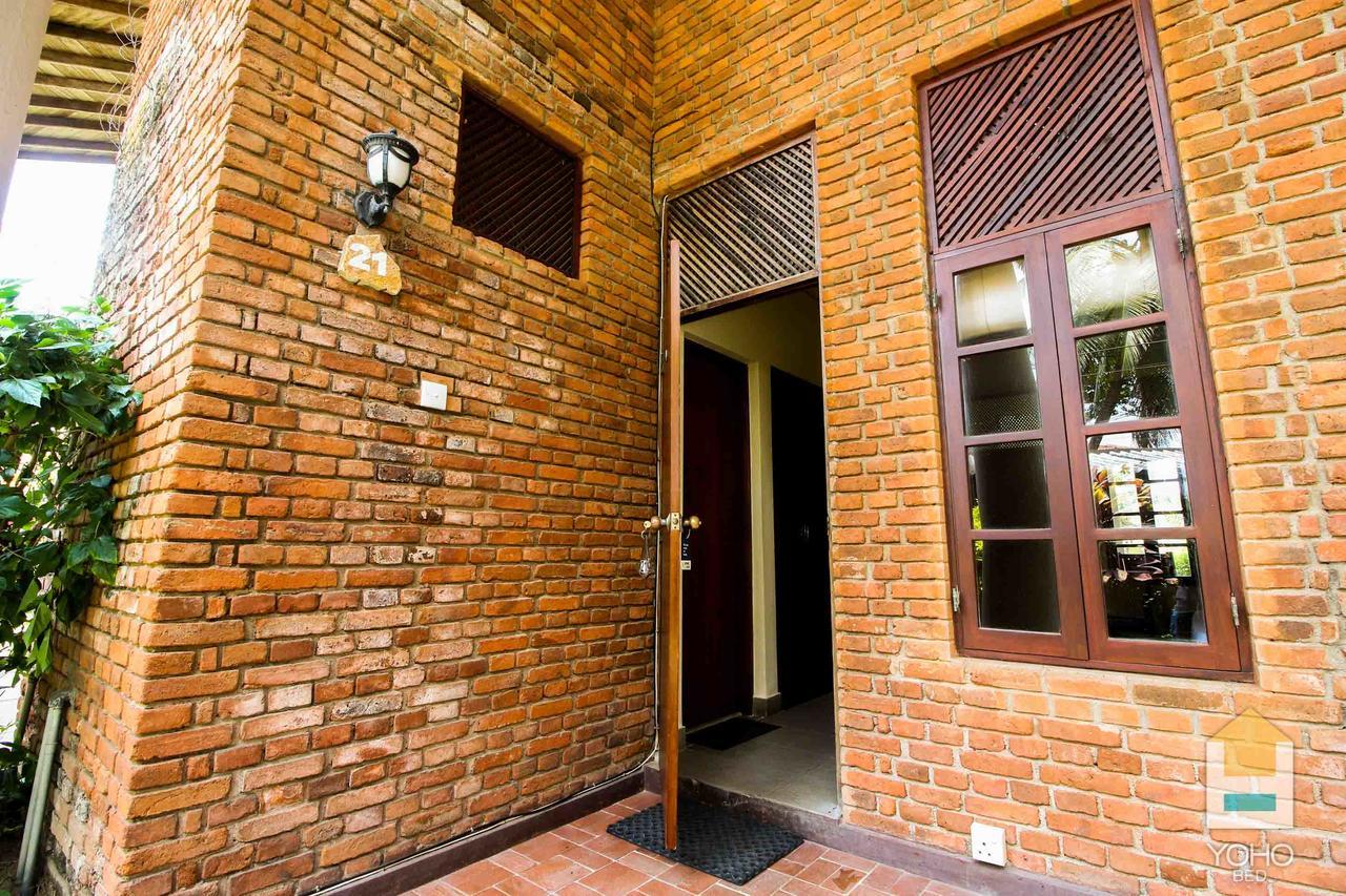 Yoho Rivi Ras Hotel Dehiwala-Mount Lavinia Eksteriør bilde