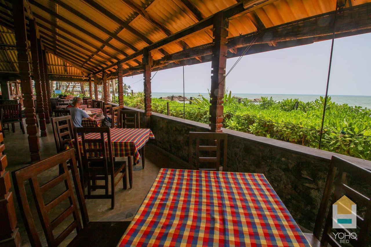 Yoho Rivi Ras Hotel Dehiwala-Mount Lavinia Eksteriør bilde